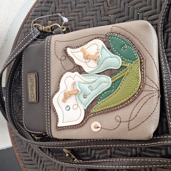Chala Handbags - Charming Chala Lilly Blooms Flower Floral Cell Phone Purse Mini Crossbody Bag